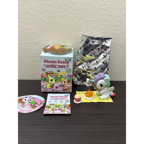 Tokidoki Picnic Party Unicorno Blind Box Figure - Campfire Cutie - Picture 1 of 4